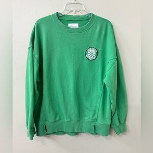Aerie Distressed Patchwork Ski Resort New York Crewneck Sweatshirt Green Sz S
